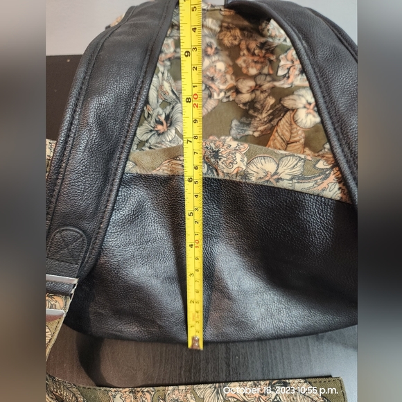 Pimkie Hawaiian floral backpack - Picture 6 of 13